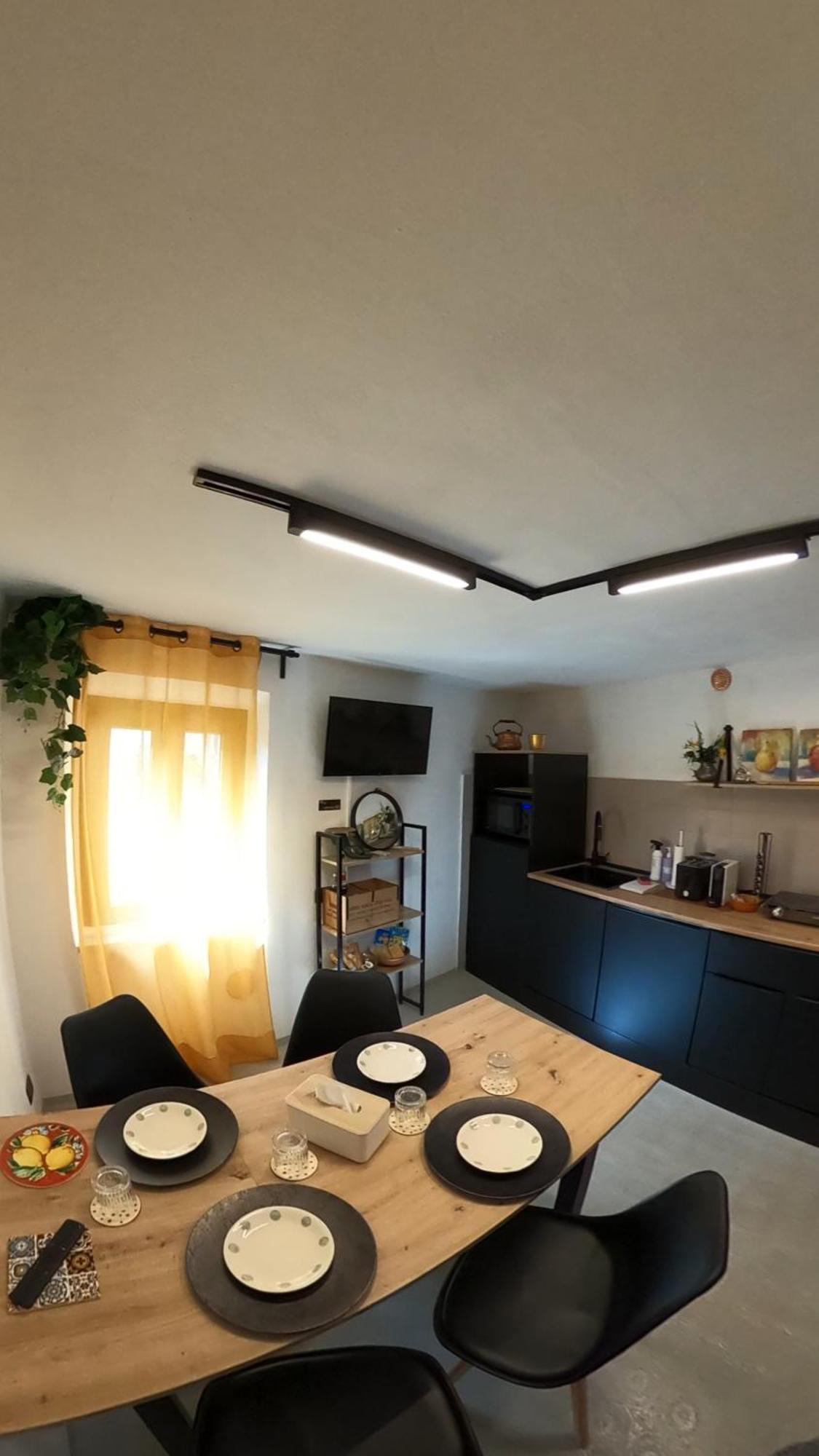 Casa Nel Centro Storico Apartment ซานจีมิญญาโน ภายนอก รูปภาพ