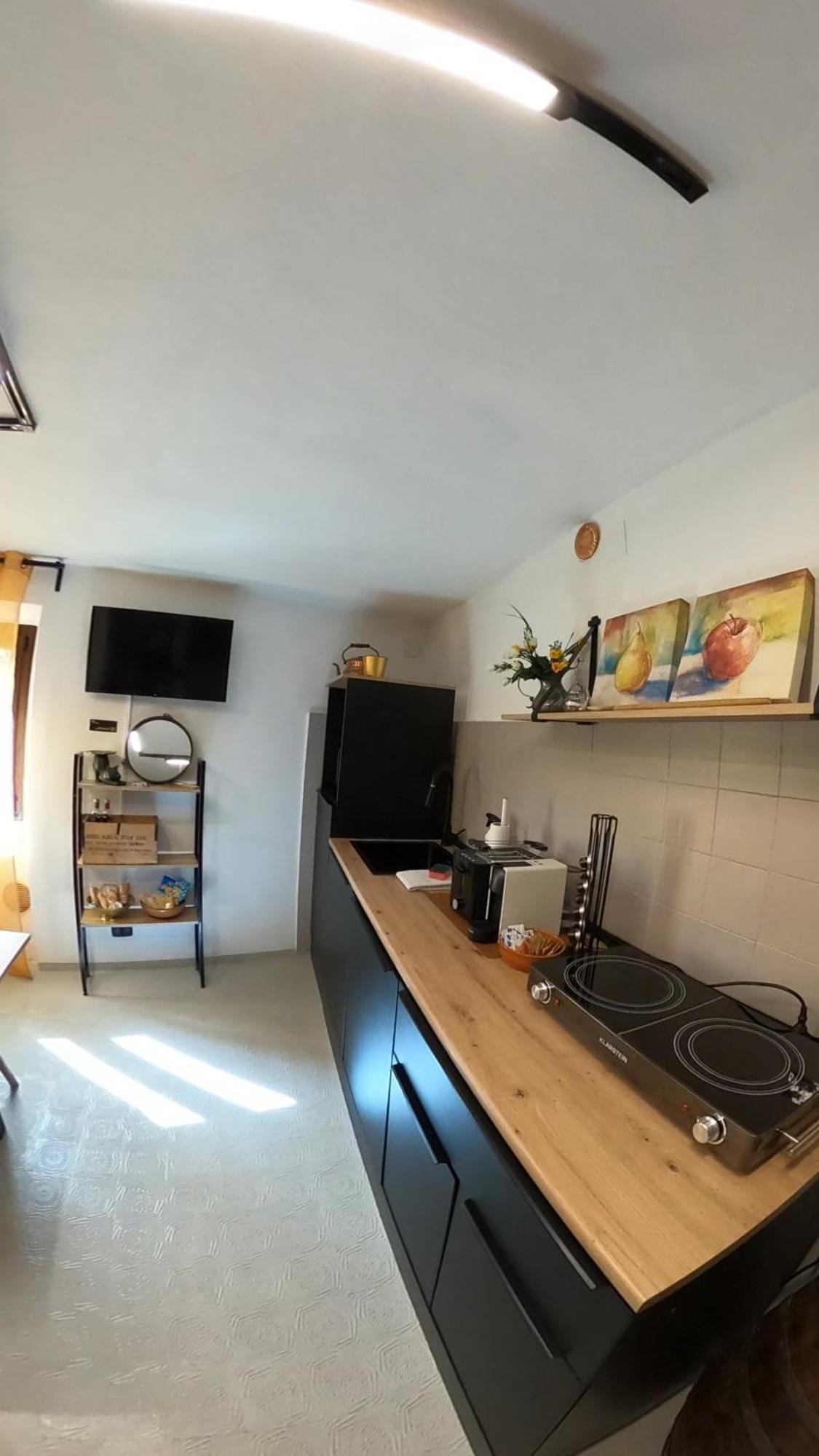 Casa Nel Centro Storico Apartment ซานจีมิญญาโน ภายนอก รูปภาพ
