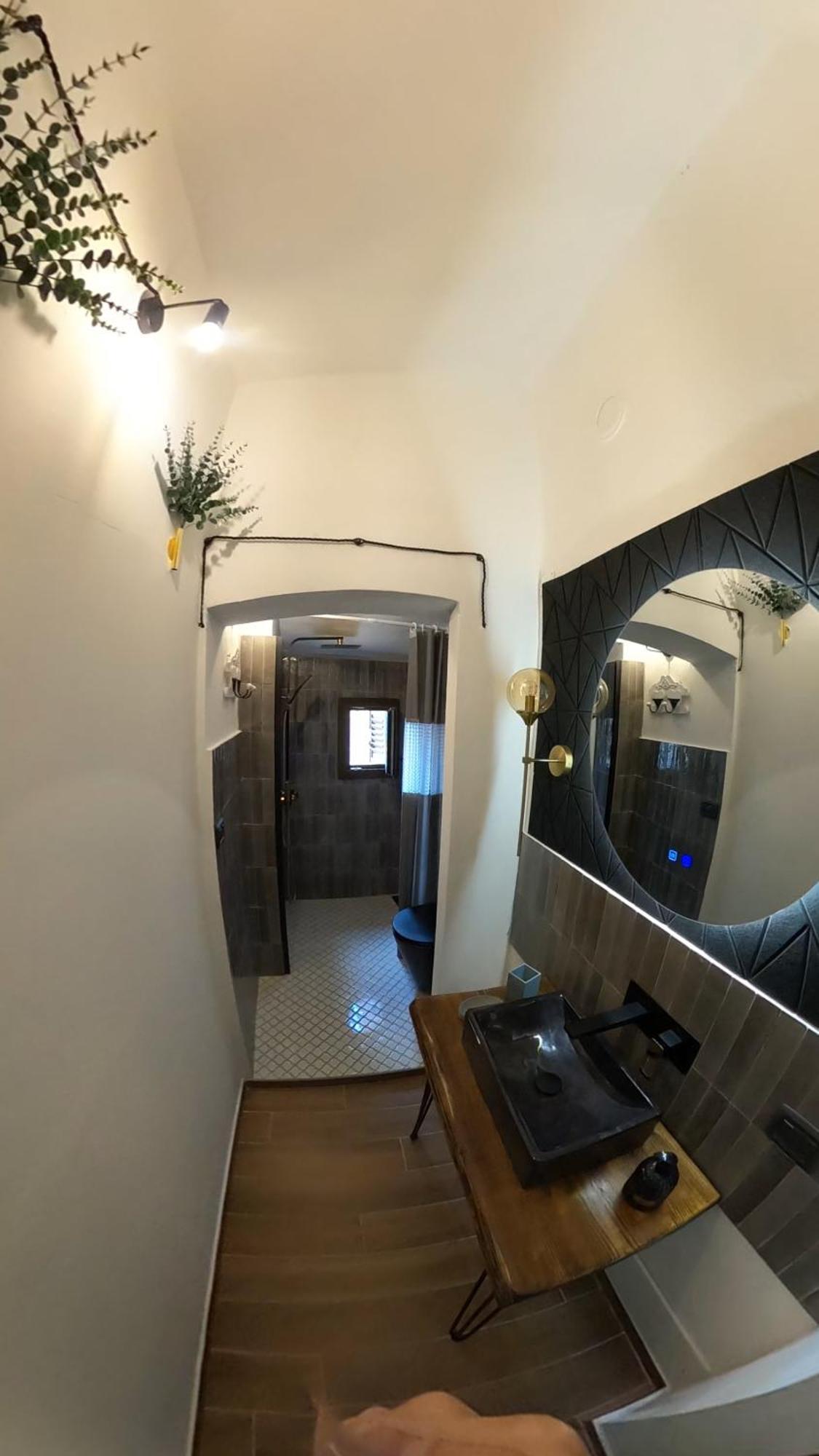 Casa Nel Centro Storico Apartment ซานจีมิญญาโน ภายนอก รูปภาพ