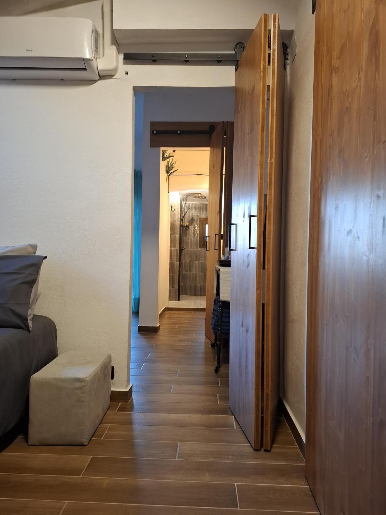 Casa Nel Centro Storico Apartment ซานจีมิญญาโน ภายนอก รูปภาพ