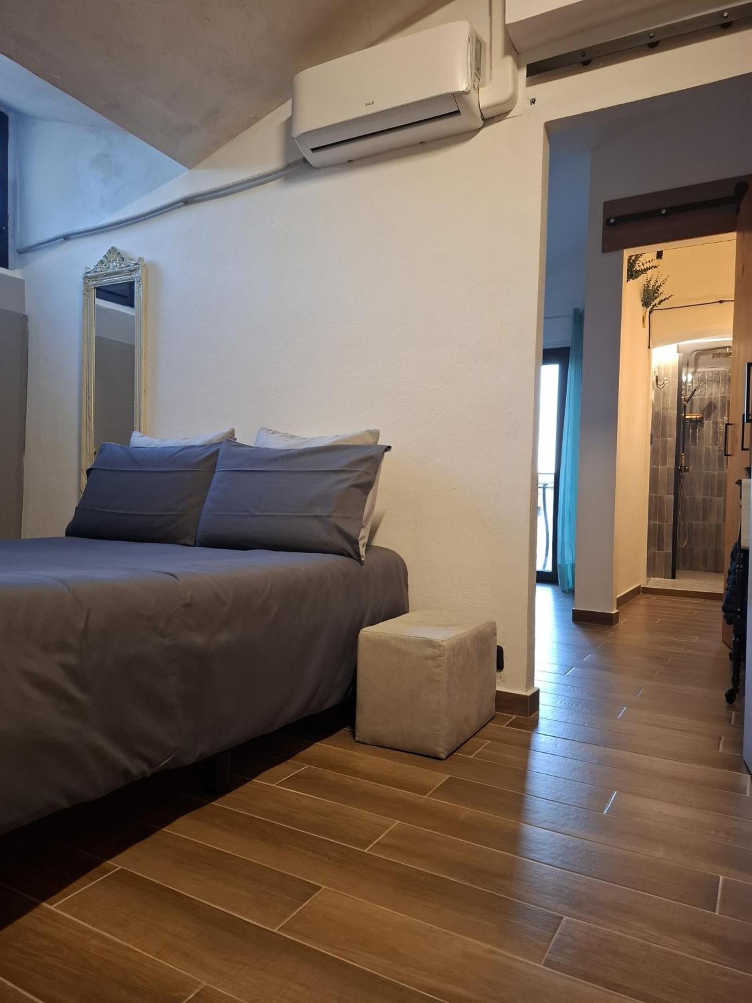 Casa Nel Centro Storico Apartment ซานจีมิญญาโน ภายนอก รูปภาพ